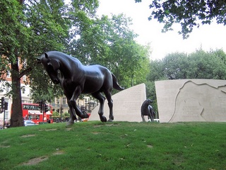 Animals_in_War_north.jpg